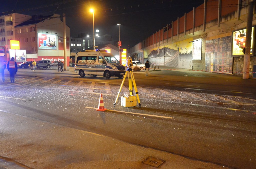 VU Kran Strab Koeln Ehrenfeld Stammstr Ehrenfeldguertel P122.JPG - Miklos Laubert